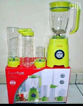 4 in 1 signature blender Available image 1