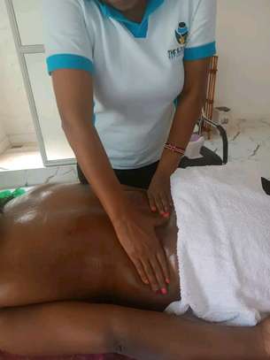 Massage Therapist for ladies and gentlemen image 1