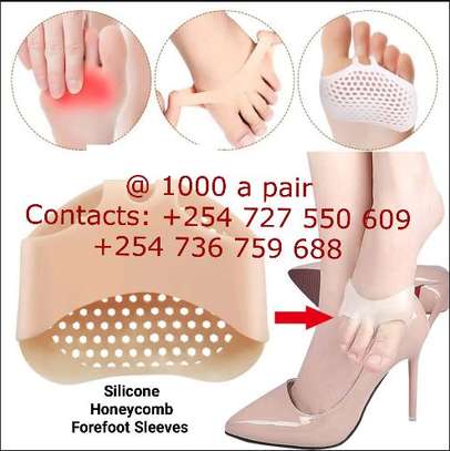 Silicone Honeycomb Forefoot Sleeves image 1