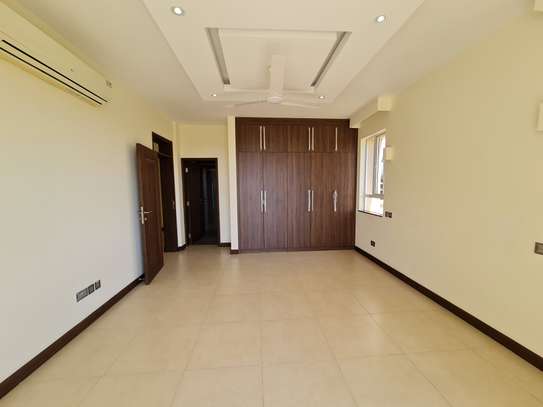 3 Bed Apartment with En Suite in Nyali Area image 15
