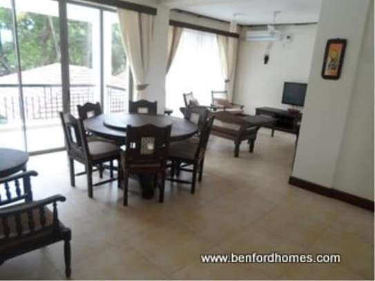 Serviced 2 Bed Apartment with En Suite at Malindi Road image 6