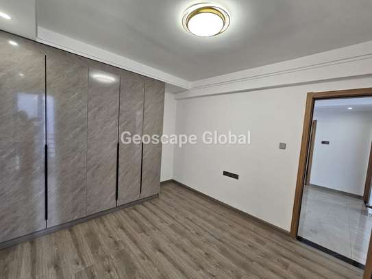 2 Bed Apartment with En Suite in Riverside image 7