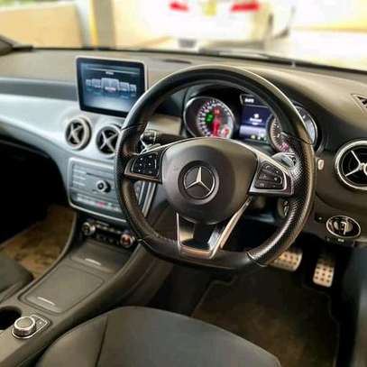 2015 Mercedes Benz GLA 180 image 2