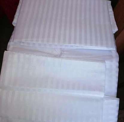 Good Quality White Stripped bedsheet set image 1