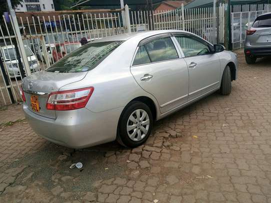 Toyota Premio silver color 2017 model fully loaded image 9