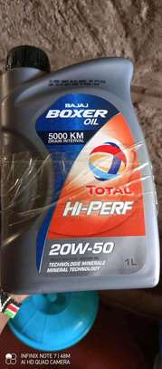 Total Bajaj Boxer High Perf Oil 1 Liter image 1