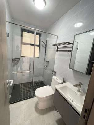 2 Bed Apartment with En Suite in Kilimani image 9
