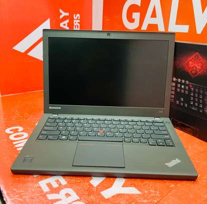 Lenovo ThinkPad x250 Core i5 8GB RAM 1000GB HDD 2.5GHz Speed image 2