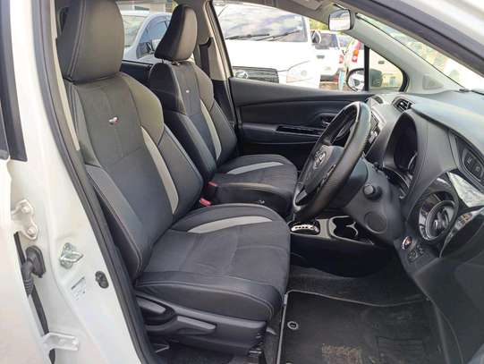 Toyota Vitz GR Hybrid white 2018 image 4