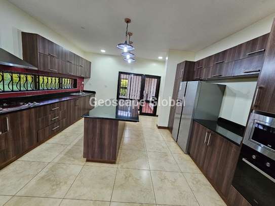 4 Bed House with En Suite in Runda image 17