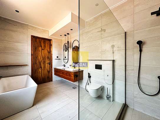 4 Bed Townhouse with Swimming Pool in Loresho image 15