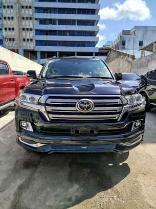 Toyota Land cruiser ZX V8 Black 2017 image 1