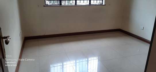 4 Bed Townhouse with Swimming Pool in Westlands Area image 18