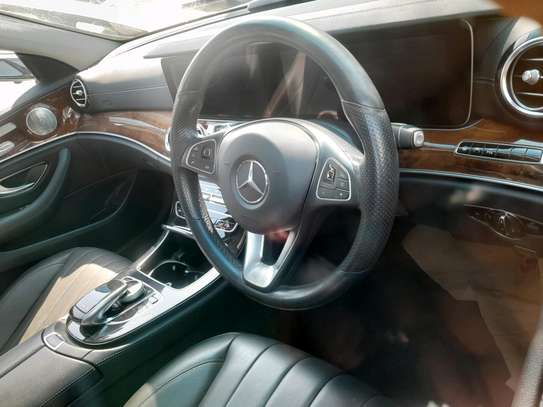 Mercedes Benz E400 2017 silver image 7