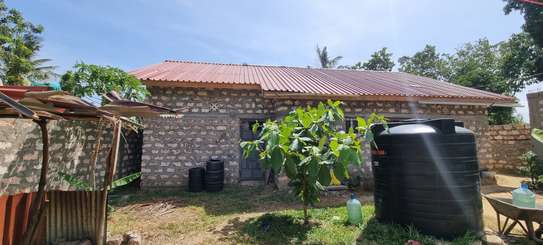 2 Bed House with En Suite at Bomani image 16