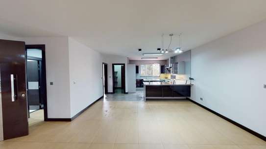 3 Bed Apartment with En Suite at Riverside image 40