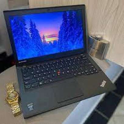 lenovo ThinkPad x240 core i5 image 1