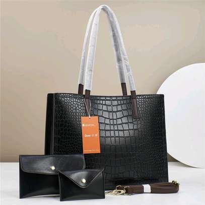 QUEEN LADIES HANDBAGS @BEST PRICE ONLINE image 1