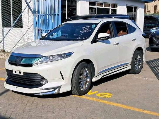Toyota Harrier Premium Sunroof White 2018 2wd image 2