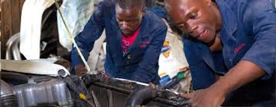 Mobile car service mechanics in Nairobi image 4