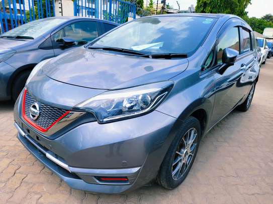 Nissan note grey 2017 Digs image 3