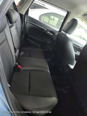 Honda Fit  hybrid blue 2018 4wd image 4