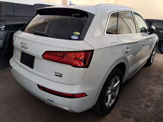 Audi Q5 2017 image 1