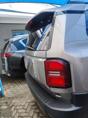 Toyota Land Cruiser Prado Diesel 2024 250series image 3