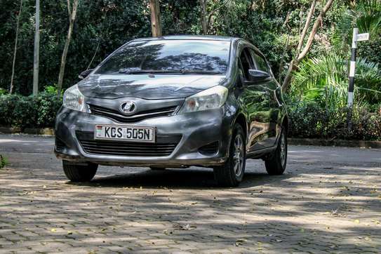 Toyota Vitz Jawela image 11