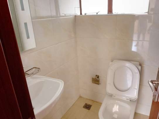 2 Bed Apartment with Swimming Pool in Kilimani image 11