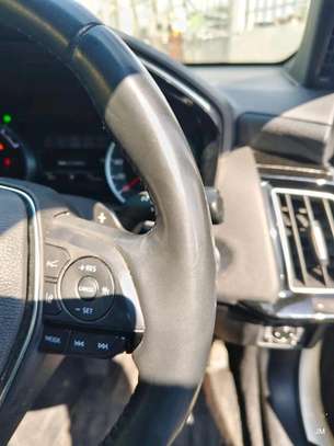 Toyota Crown hybrid 2018 image 7