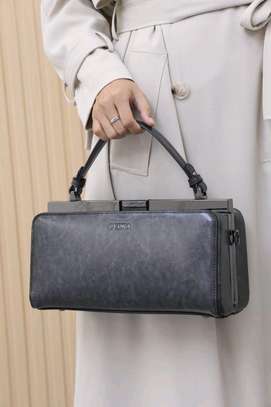 HIGH END FASHION LADIES HANDBAGS image 7
