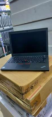 Lenovo thinkpad x270 jeny comps image 2