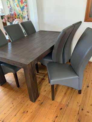 Dinning Table image 4