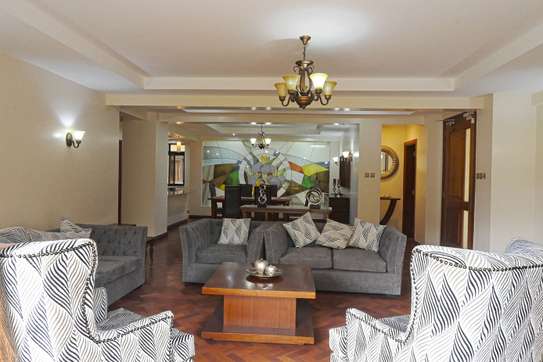 Furnished 3 Bed Apartment with En Suite in Riverside image 24