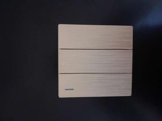 Intermediate switch image 1