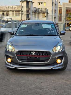 Suzuki swift Rs hybrid grey 2018 image 11
