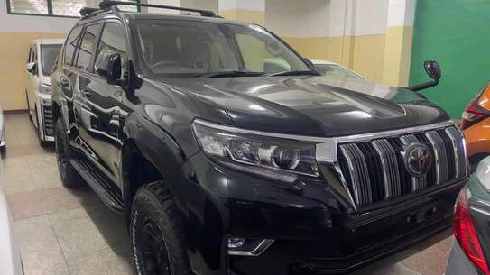 TOYOTA LANDCRUISER PRADO TX 2018 7 SEATER image 13