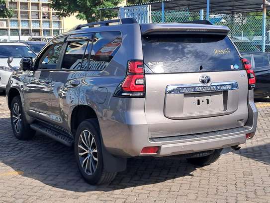 Toyota land Cruiser Prado TX-L 2020 image 13