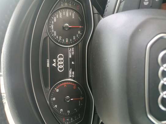 Audi A4 image 18