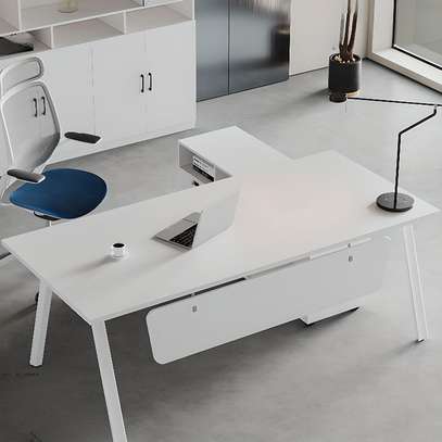 Office Desks: Metal Stand Executive Office Desk with Storage image 5