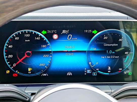 MERCEDES BENZ GLS400D 4MATIC 2020. FULLY LOADED image 11