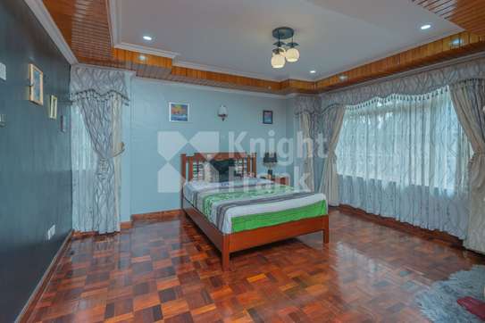 5 Bed House with Garden in Runda image 10