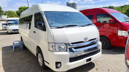 Toyota Hiace 9L Automatic Diesel 2018 image 2