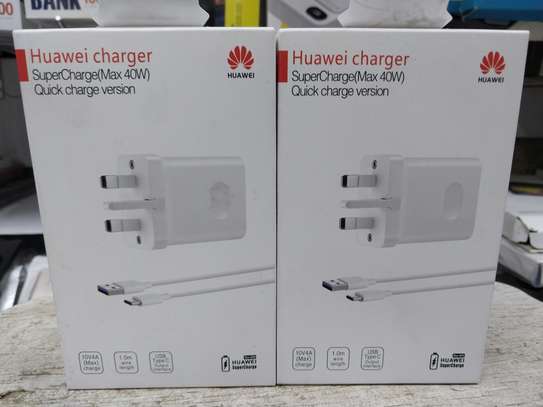 Huawei 40W Super Charge charger + type C cable image 3