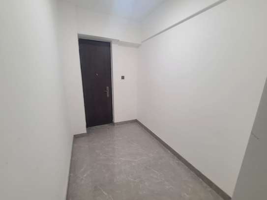 3 Bed Apartment with En Suite in Riverside image 29