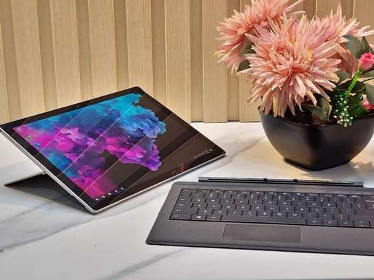 Microsoft Surface 5 2in1 laptop image 4
