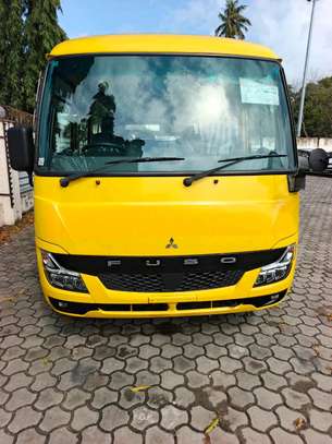 Mitsubishi ROSA 2019 image 8