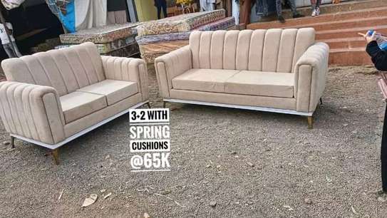 Classic 5 seater sofa image 1
