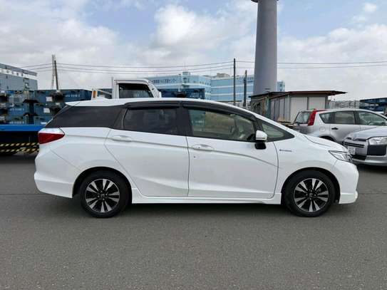 Honda shuttle image 3